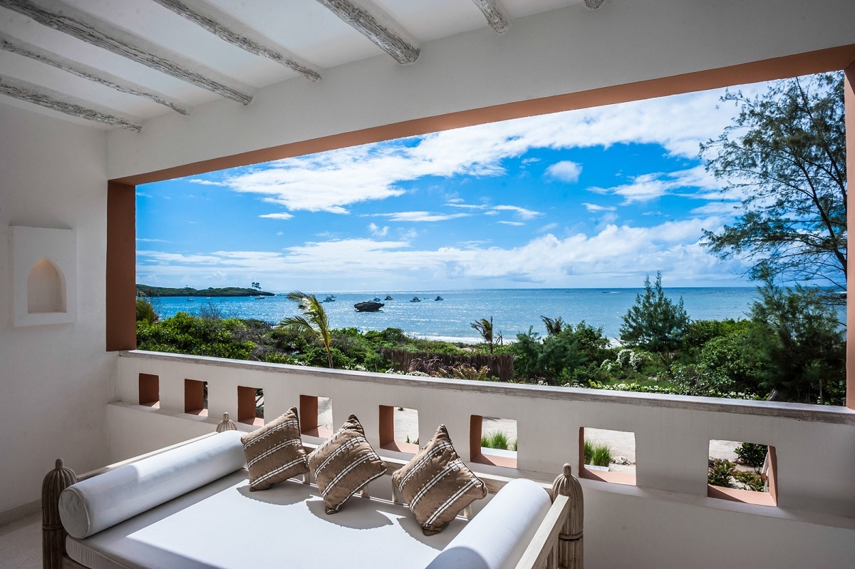 ocean view award winning coast estate homes with great architectural design and convenient floorplans